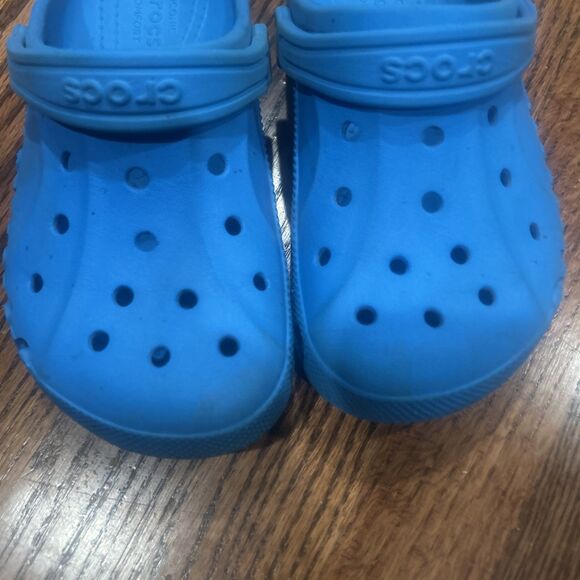 Crocs Unisex Kids Easy Slip-On Bouyant Baya Clog size 2 youth great condition - Picture 3 of 8